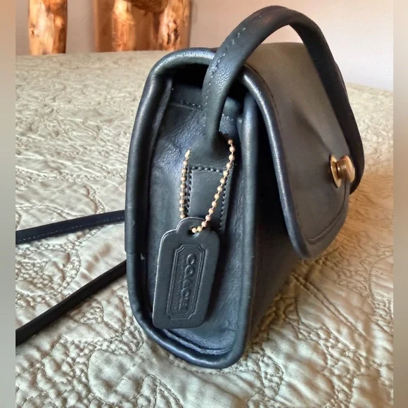 Vintage 90s Coach Chrystie Deepest Forest Green Leather Crossbody Bag Rare Color - Picture 5 of 16